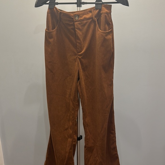 JAMES PERSE white shirt, AND Rich, brown wide leg SHEIN corduroys - Picture 6 of 8